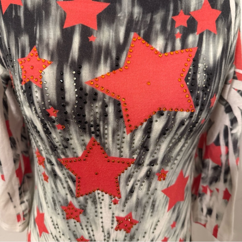 Red Star Print Tie-Dye Midi Dress - Picture 2 of 9